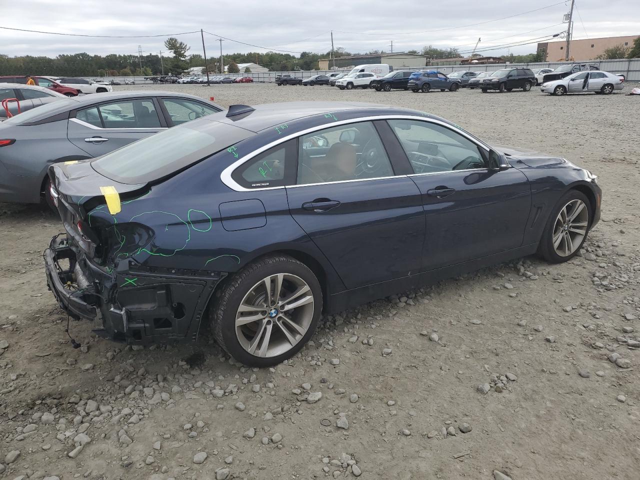 2019 BMW 4er VIN WBA4J3C53KBL07500 Copart auction photo, rear end / minor dent/scratches damage thumbnail 3