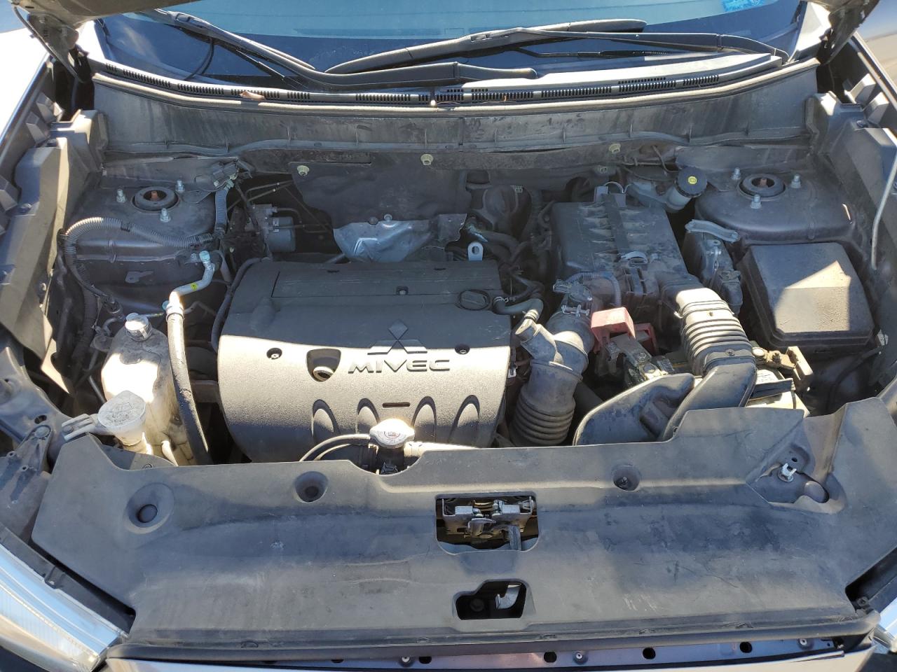 2018 Mitsubishi Outlander VIN JA4AP3AU4JU021831 Copart auction photo, normal wear / front end damage thumbnail 11