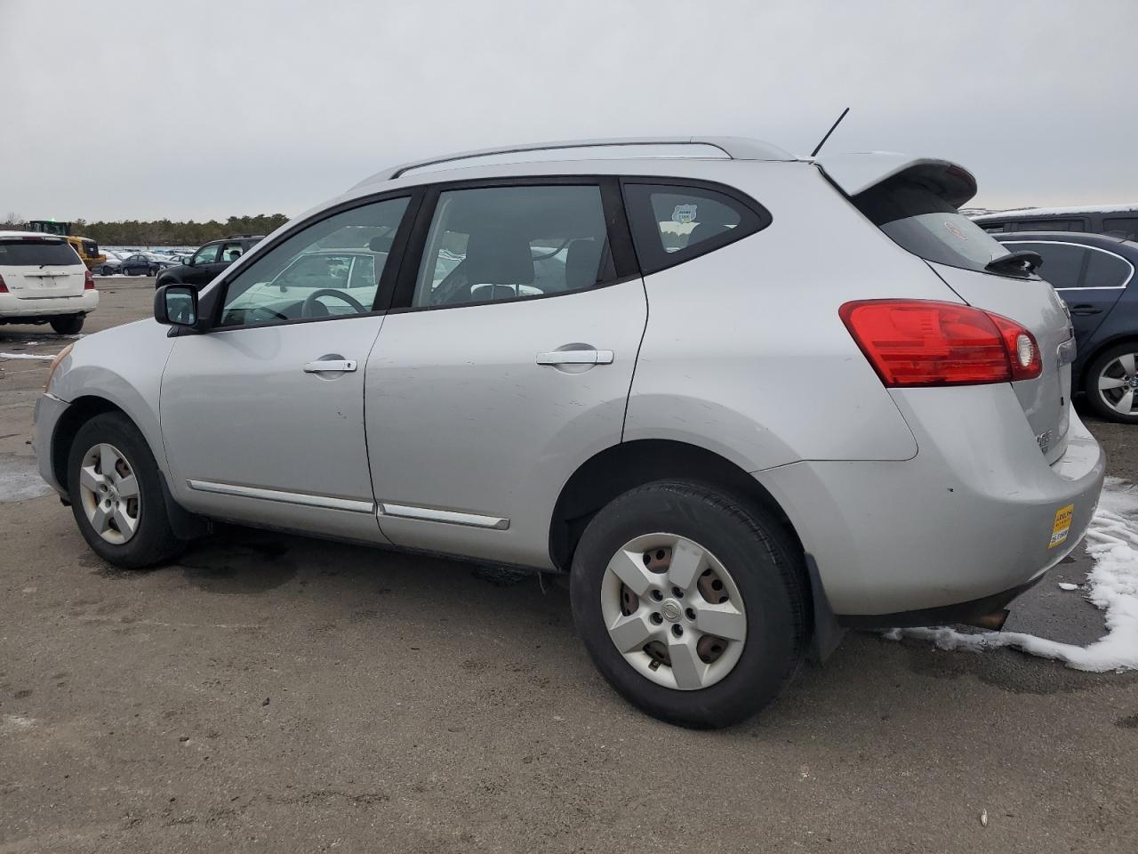 2015 Nissan Rogue VIN JN8AS5MV2FW260542 Copart auction photo, front end / side damage thumbnail 2