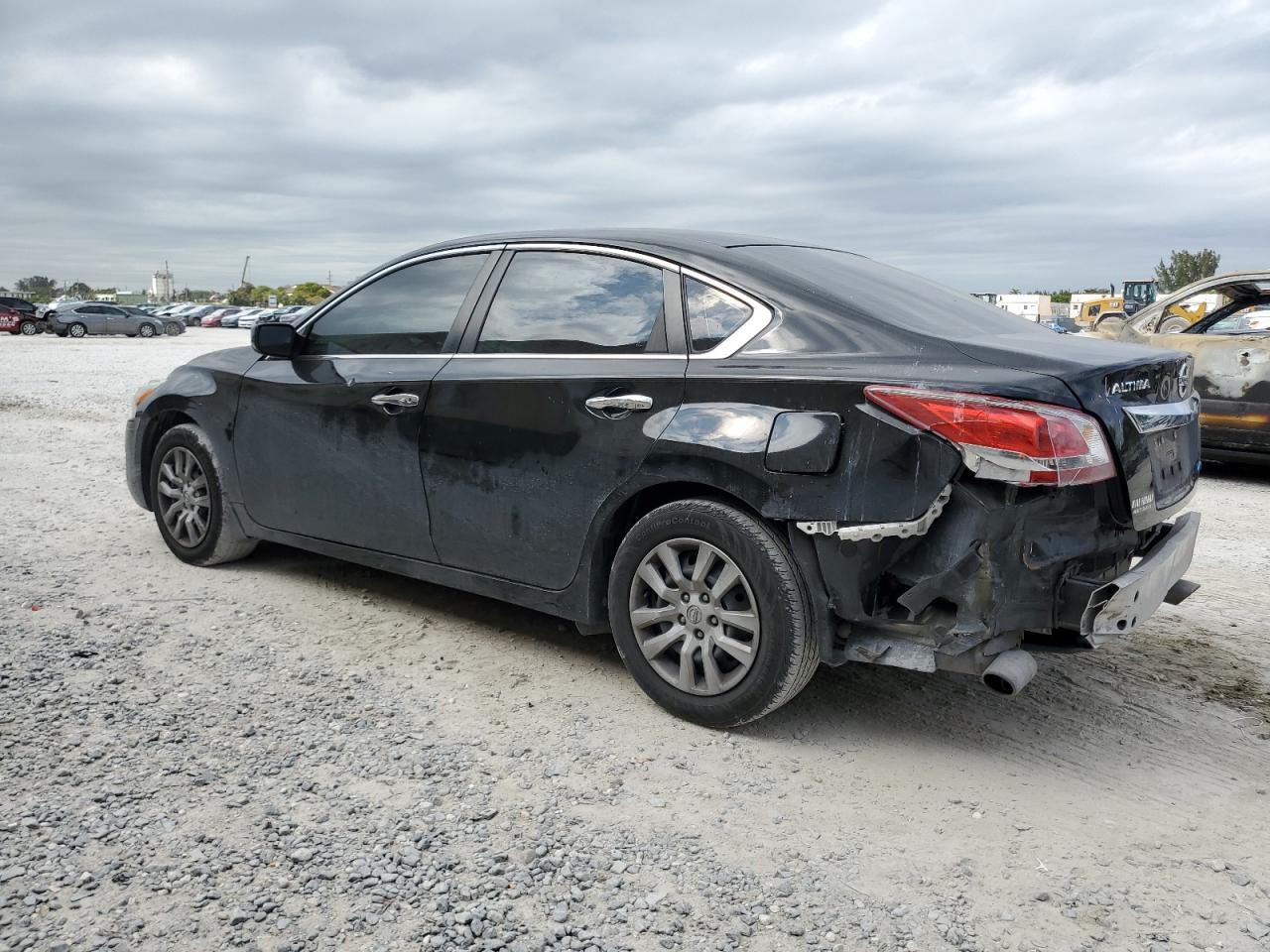 2013 Nissan Altima VIN 1N4AL3AP3DC153295 Copart auction photo, rear end damage thumbnail 2