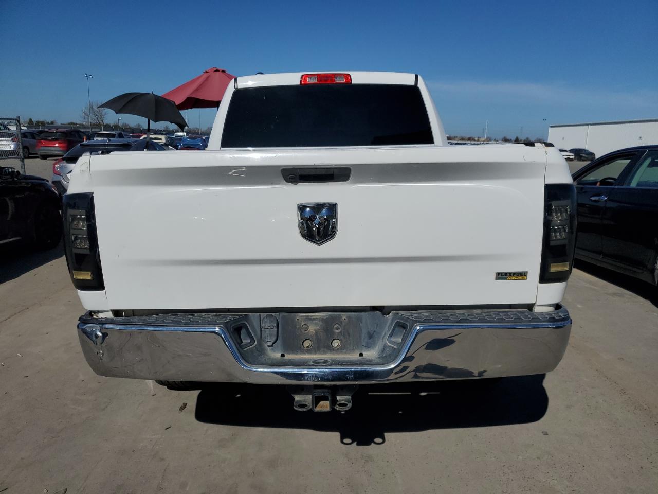 2019 RAM 1500 VIN 1C6RR6FG3KS546424 Copart auction photo, minor dent/scratches damage thumbnail 6
