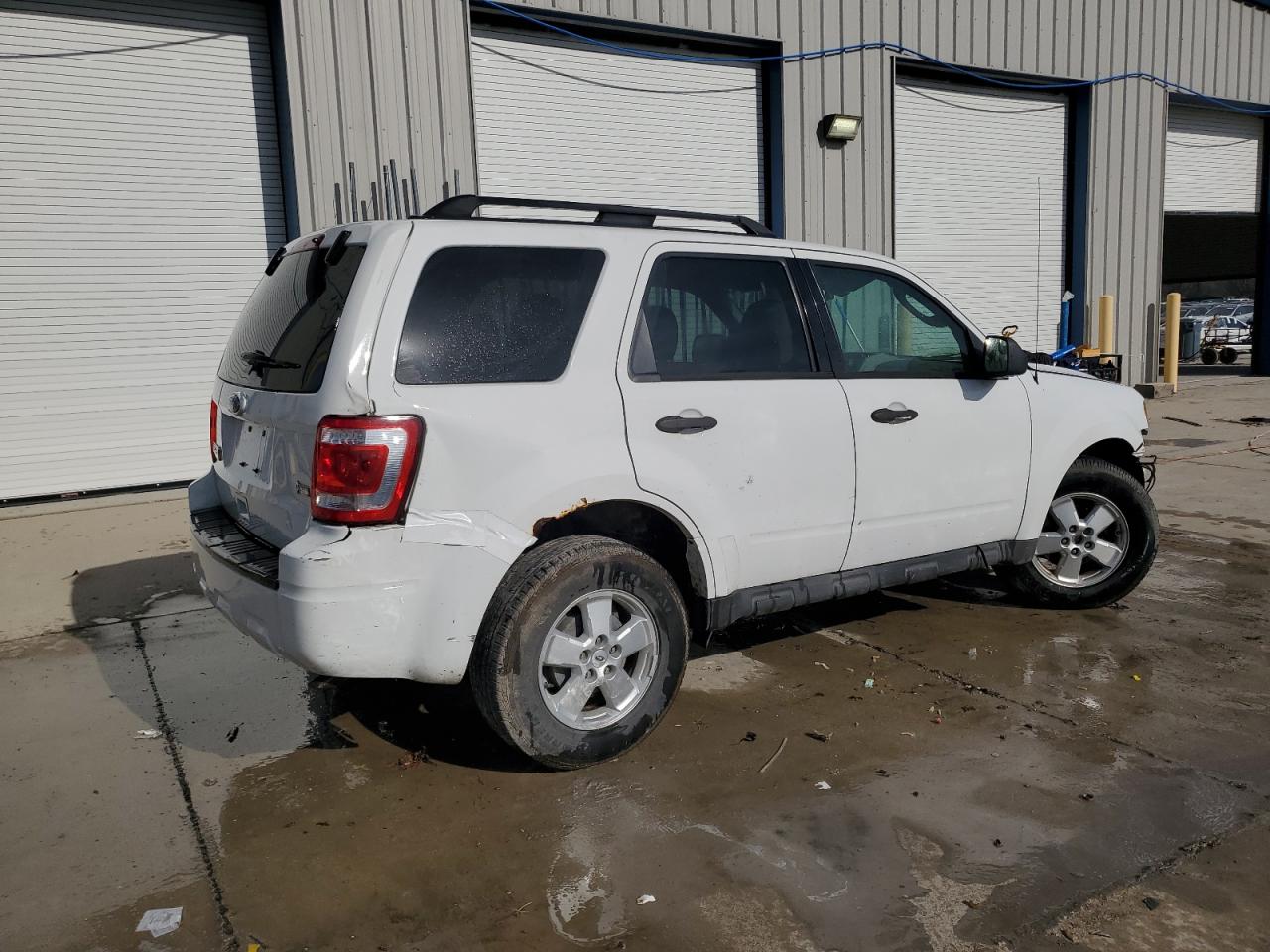 2010 Ford Escape VIN 1FMCU9DG8AKC04267 Copart auction photo, front end / side damage thumbnail 3