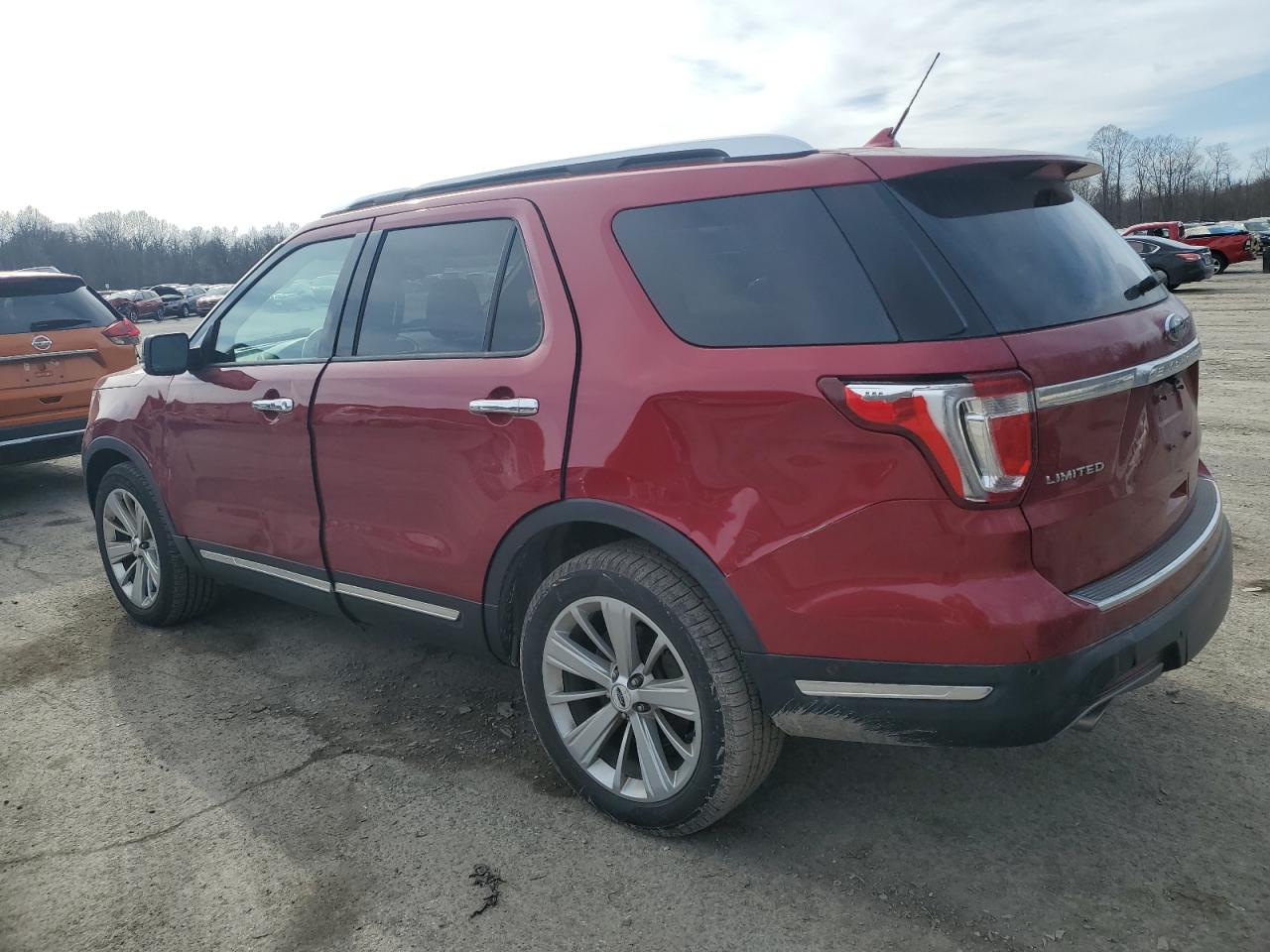 2018 Ford Explorer VIN 1FM5K8F82JGC52798 Copart auction photo, side / rear end damage thumbnail 2