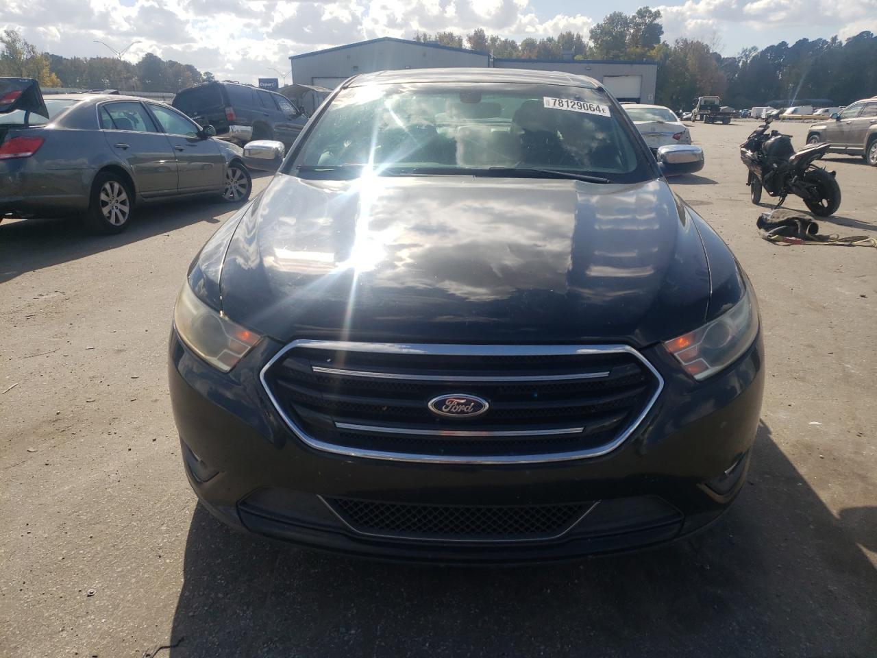 2015 Ford Taurus VIN 1FAHP2F83FG136233 Copart auction photo, rear end damage thumbnail 5