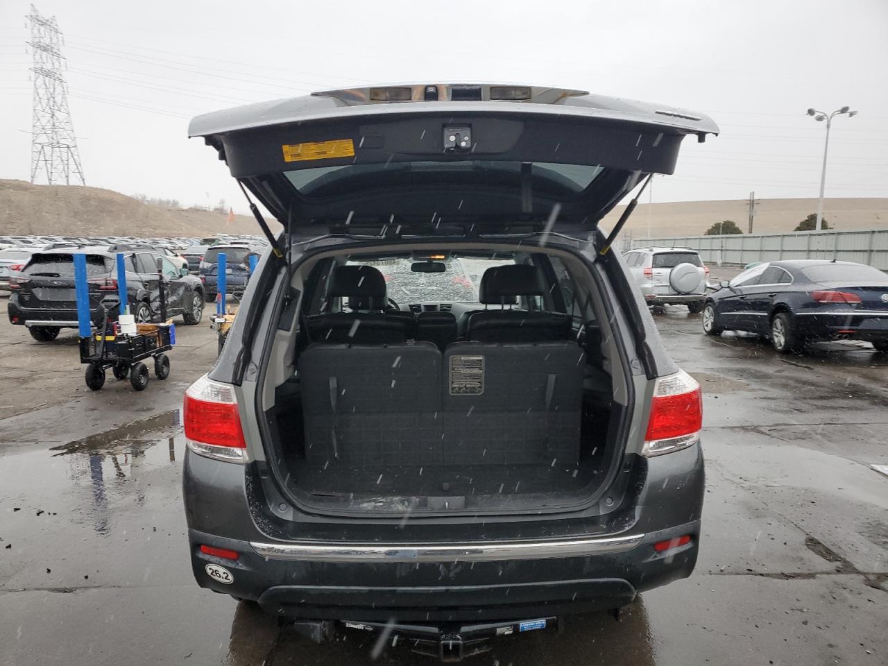 2011 Toyota Highlander VIN 5TDBK3EH5BS057829 Copart auction photo, front end damage thumbnail 6