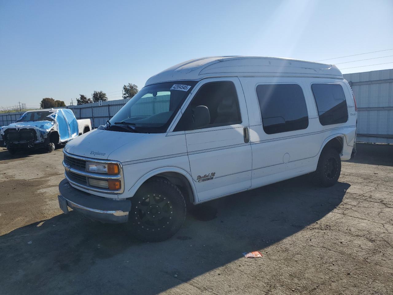 2000 Chevrolet Express VIN 1GBFG15R6Y1167685