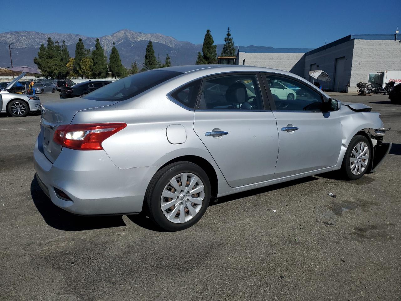 2018 Nissan Sentra VIN 3N1AB7AP0JY294366 Copart auction photo, front end damage thumbnail 3
