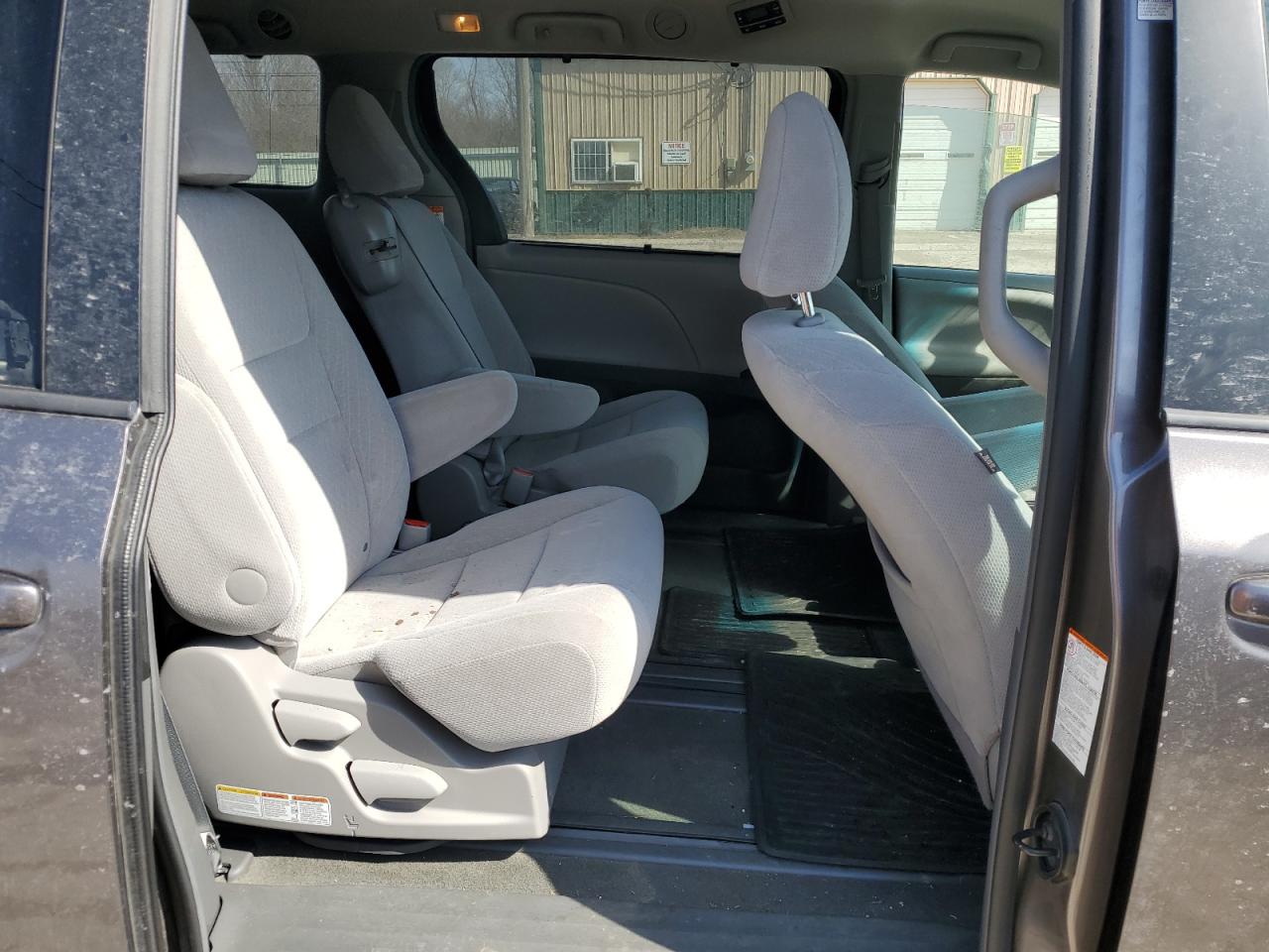 2017 Toyota Sienna VIN 5TDKZ3DC0HS767876 Copart auction photo, front end damage thumbnail 10
