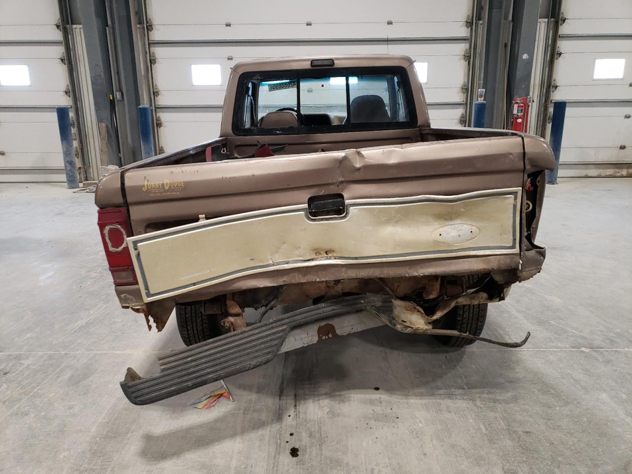 1992 Ford Ranger VIN 1FTCR14A4NPA59045 Copart auction photo, all over damage thumbnail 6