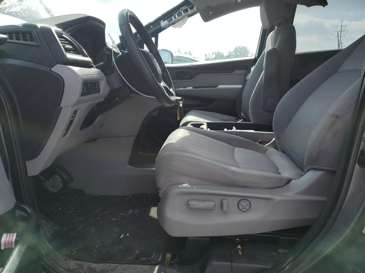 2018 Honda Odyssey VIN 5FNRL6H58JB105115 Copart auction photo, front end damage thumbnail 7