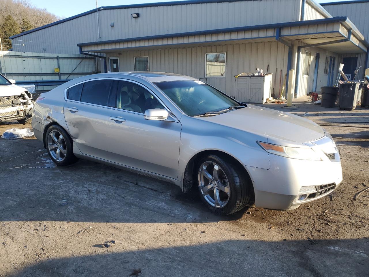 2009 Acura TL VIN 19UUA96259A004694 Copart auction photo, rear end / side damage thumbnail 4