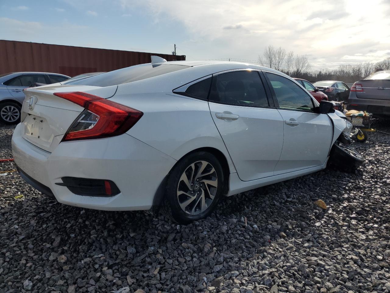 2017 Honda Civic VIN 19XFC2F77HE053878 Copart auction photo, front end damage thumbnail 3