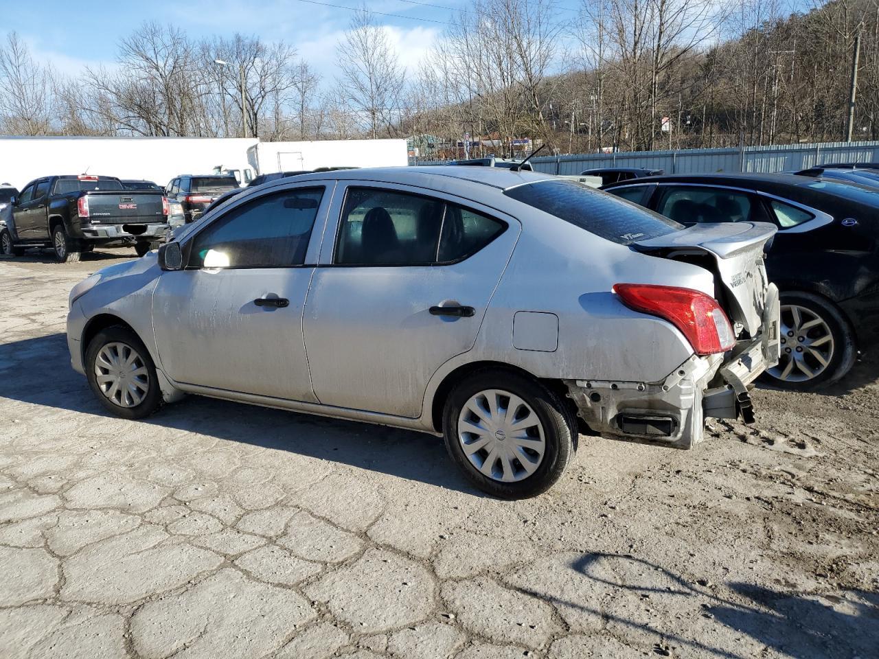 2015 Nissan Versa VIN 3N1CN7AP2FL919323 Copart auction photo, rear end damage thumbnail 2