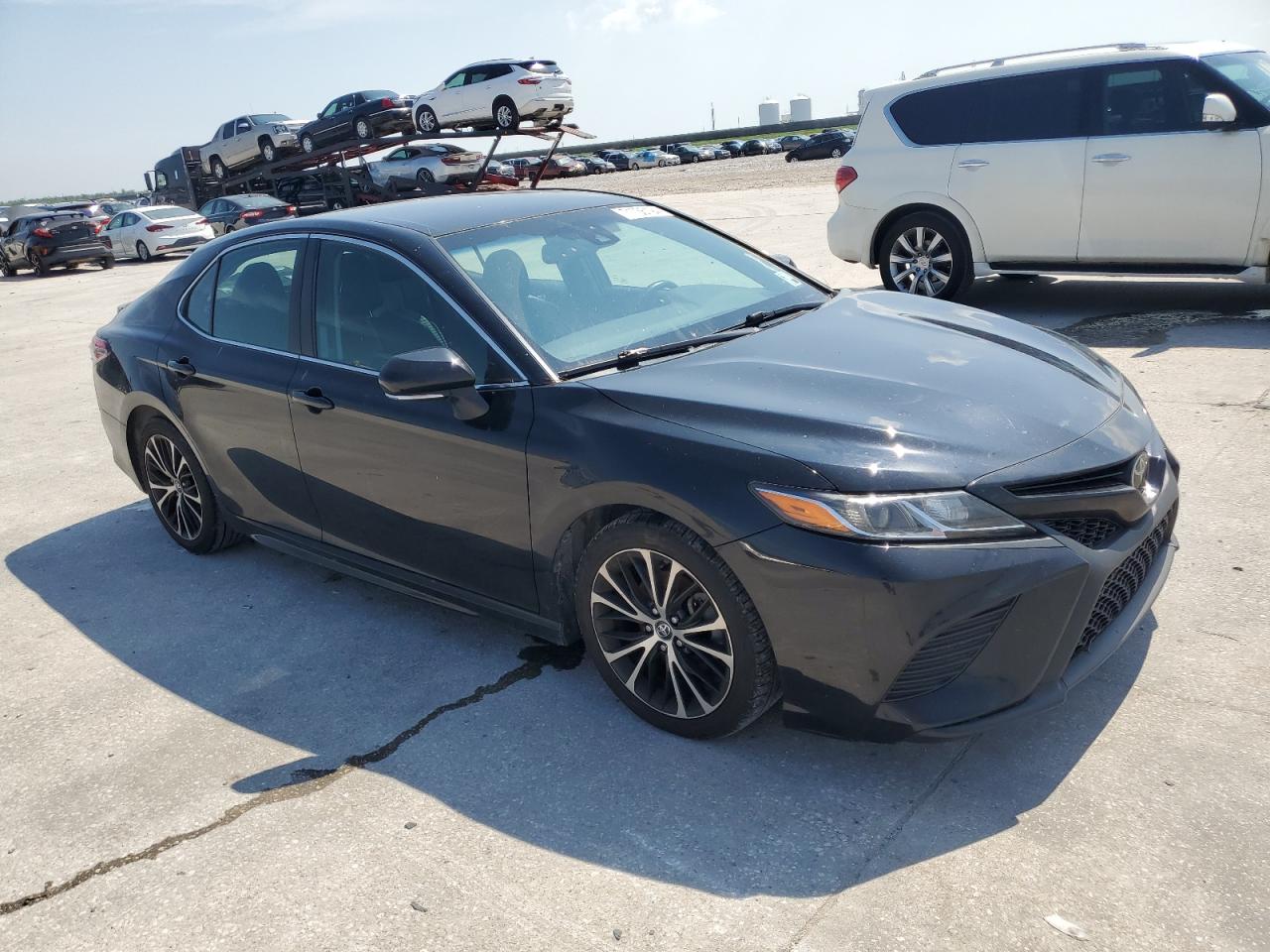 2018 Toyota Camry VIN 4T1B11HK8JU576264 Copart auction photo, water/flood damage thumbnail 4