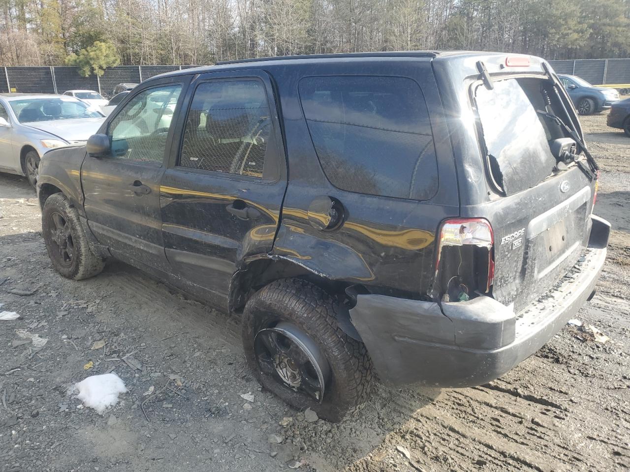 2004 Ford Escape VIN 1FMYU03174KB88016 Copart auction photo, side / rear end damage thumbnail 2
