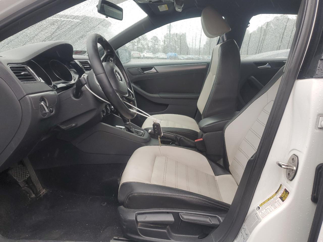 2016 Volkswagen Jetta VIN 3VWD17AJ0GM392433 Copart auction photo, front end damage thumbnail 7