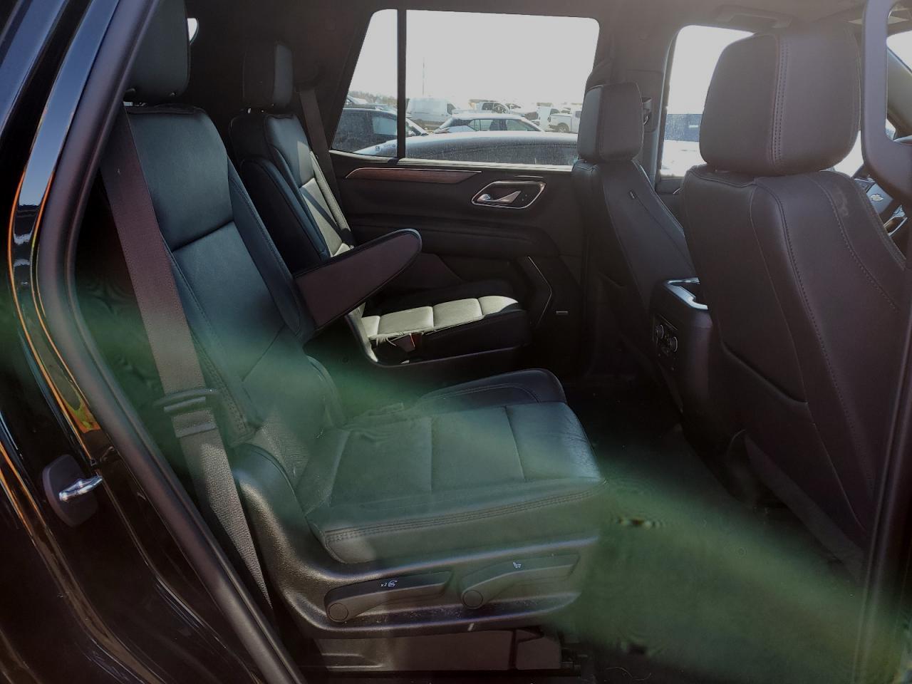 2022 Chevrolet Tahoe VIN 1GNSKTKL2NR328638 Copart auction photo, rear end damage thumbnail 11