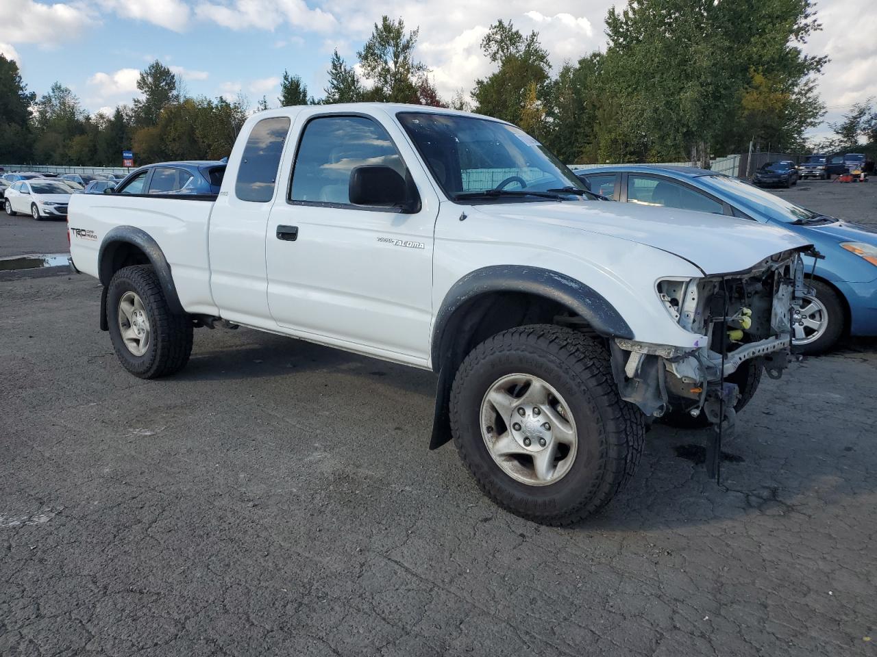 2002 Toyota Tacoma VIN 5TEWN72N12Z040815 Copart auction photo, front end / rear end damage thumbnail 4