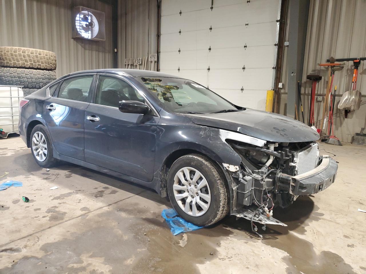 2015 Nissan Altima VIN 1N4AL3AP4FC592217 Copart auction photo, front end damage thumbnail 4