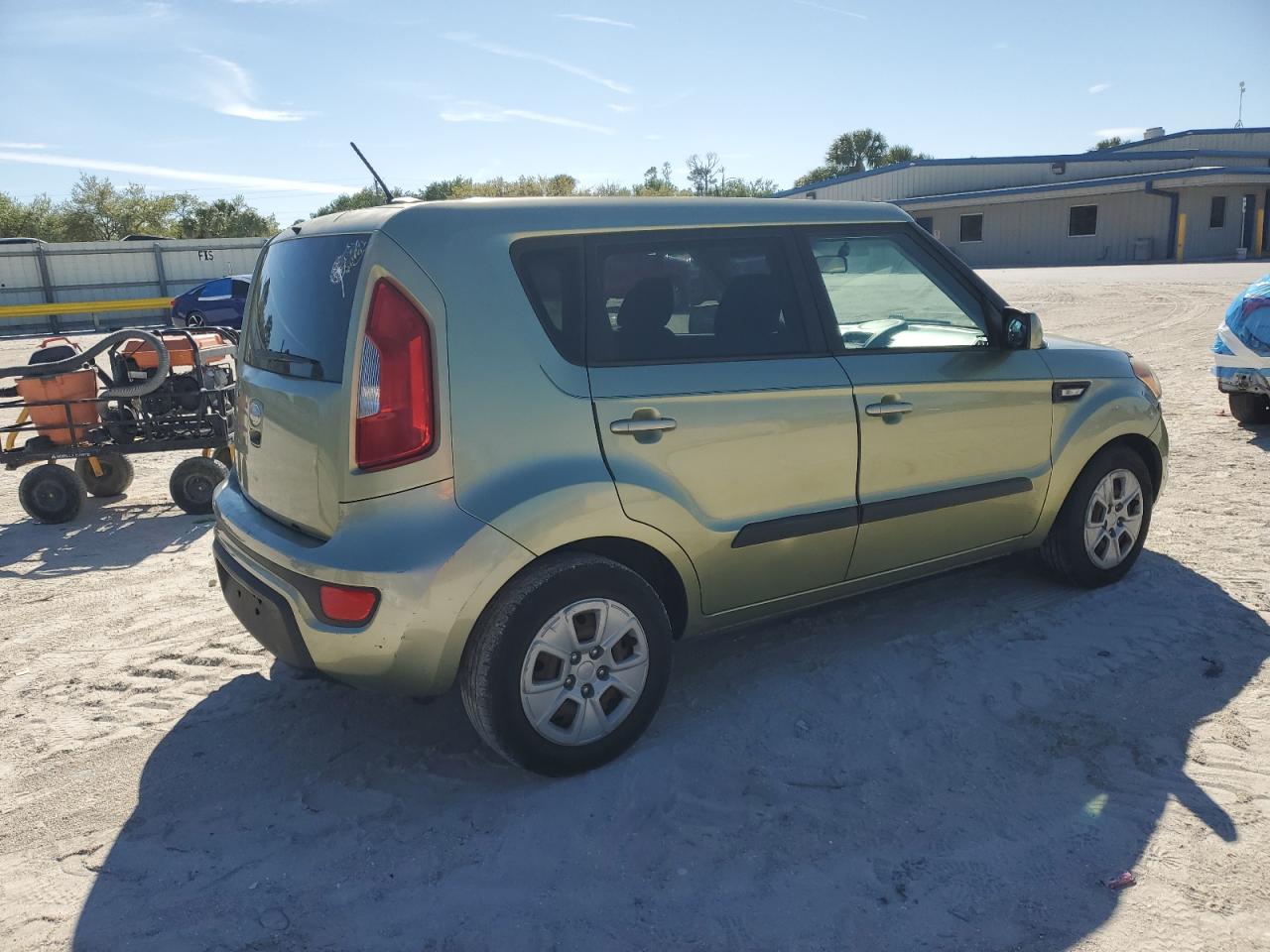 2013 KIA Soul VIN KNDJT2A51D7532095 Copart auction photo, front end / minor dent/scratches damage thumbnail 3