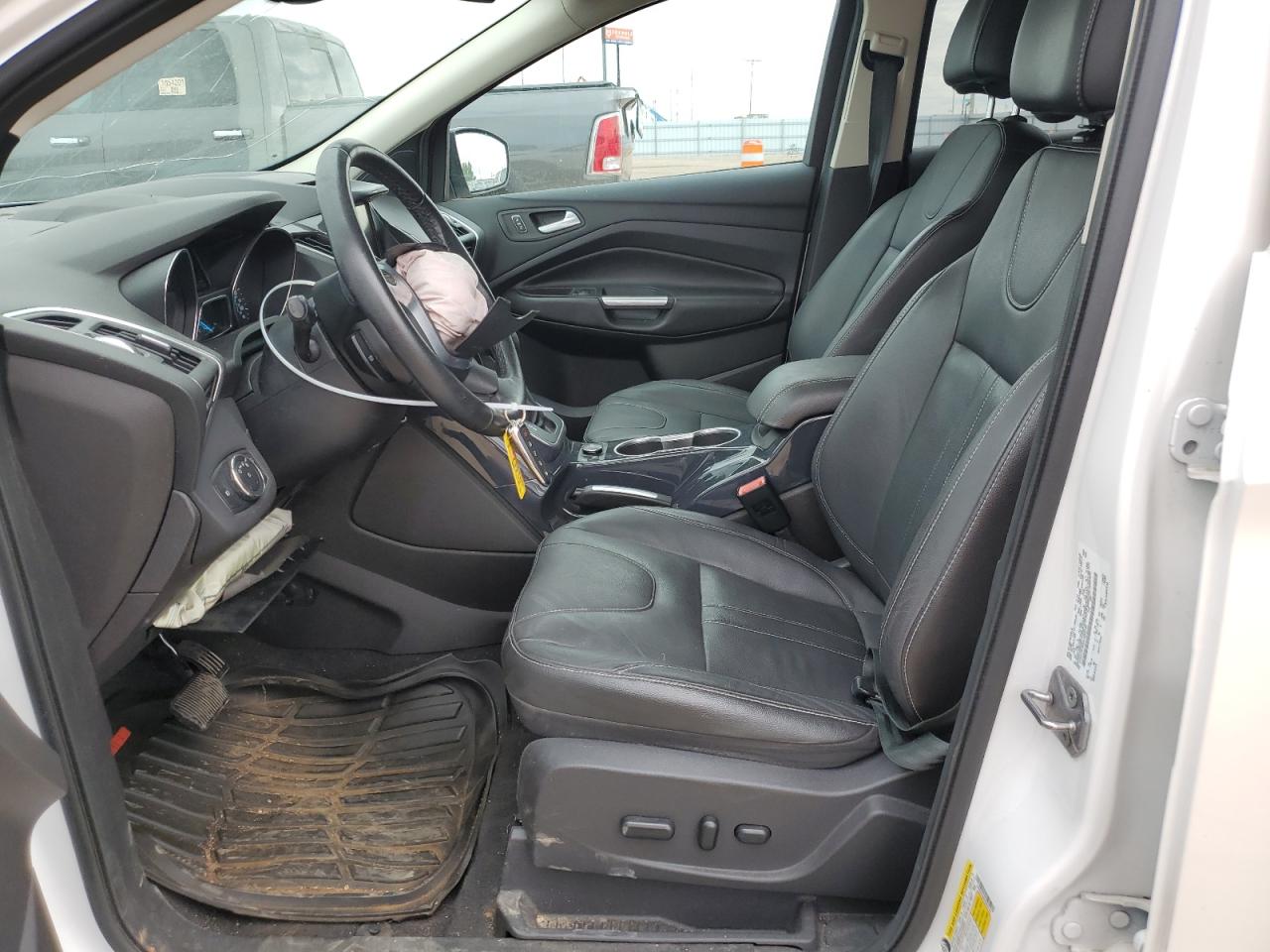 2013 Ford Escape VIN 1FMCU0J90DUB90746 Copart auction photo, front end / hail damage thumbnail 7