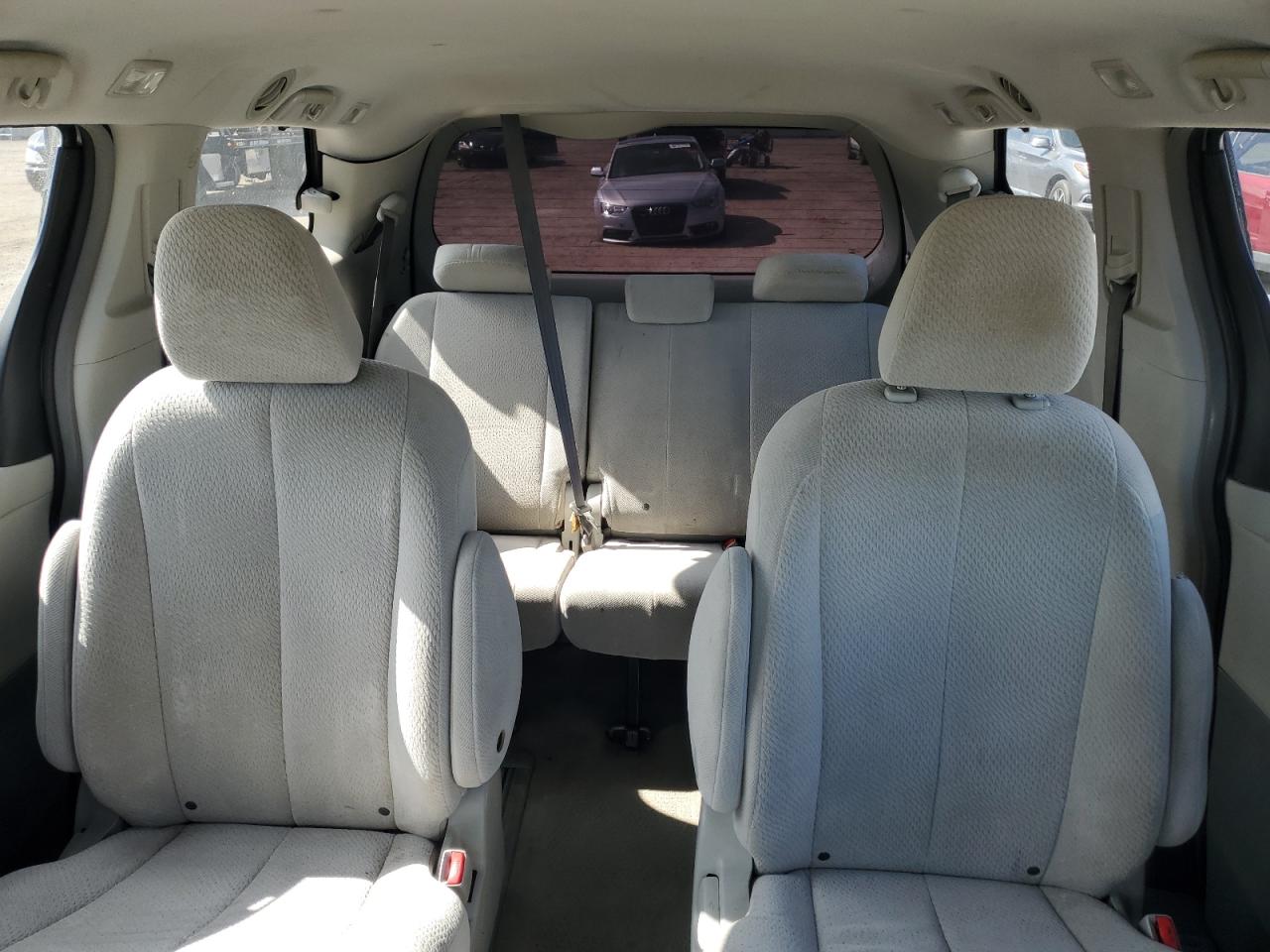 2013 Toyota Sienna VIN 5TDJK3DC9DS066652 Copart auction photo, front end damage thumbnail 10