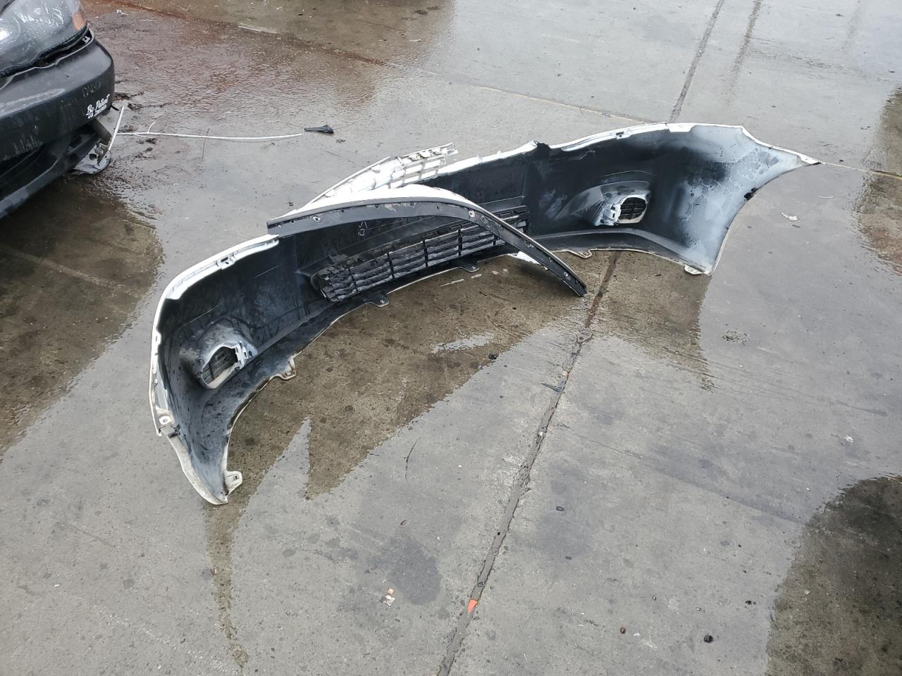 2011 Toyota Camry VIN 4T1BF3EK8BU746402 Copart auction photo, front end damage thumbnail 12