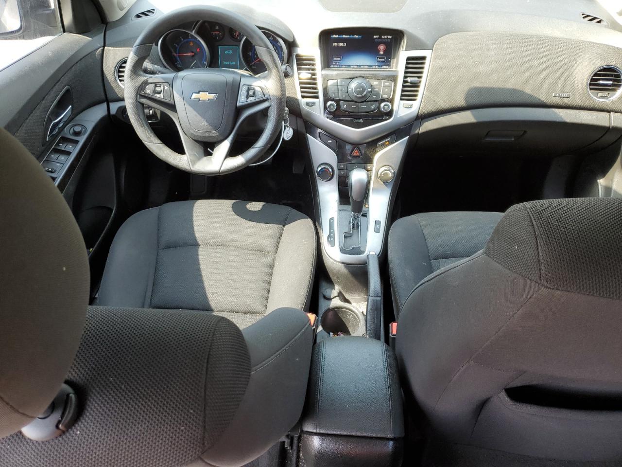 2015 Chevrolet Cruze VIN 1G1PC5SB3F7268423 Copart auction photo, front end damage thumbnail 8