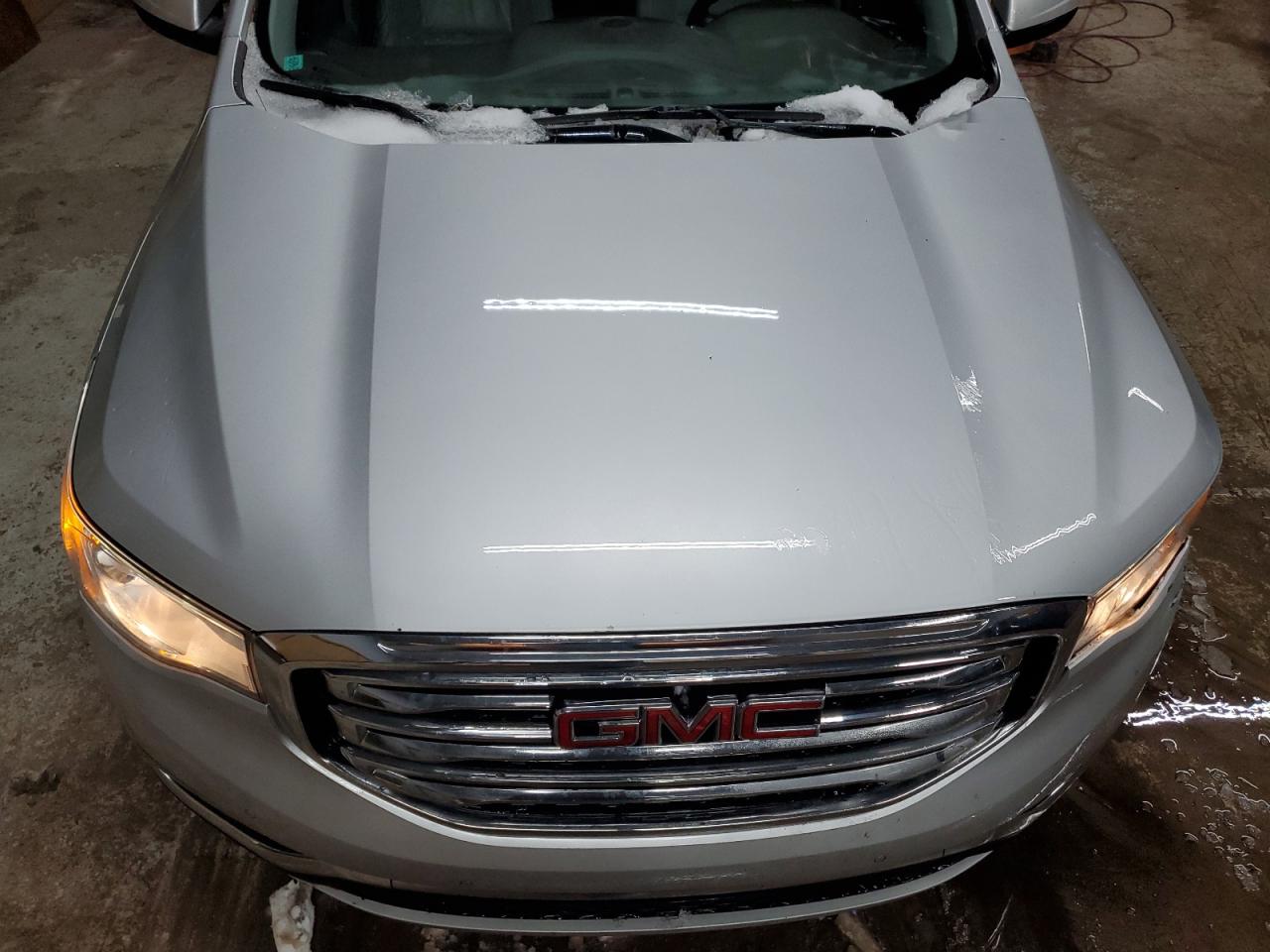 2017 GMC Acadia VIN 1GKKNWLS7HZ145929 Copart auction photo, front end / minor dent/scratches damage thumbnail 12