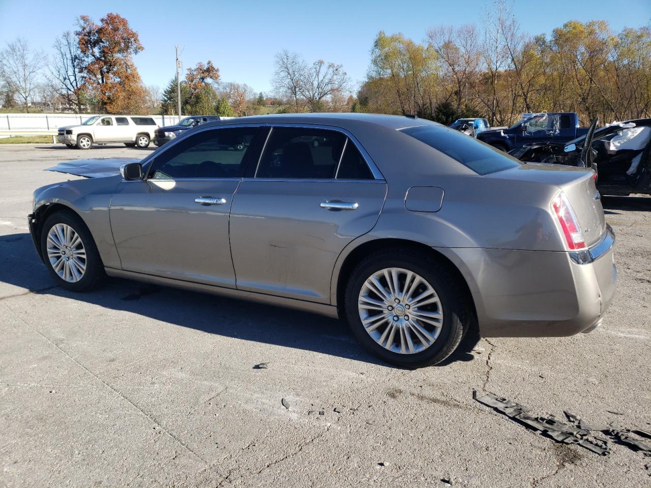 2014 Chrysler 300 VIN 2C3CCAKG7EH201101 Copart auction photo, front end / minor dent/scratches damage thumbnail 2