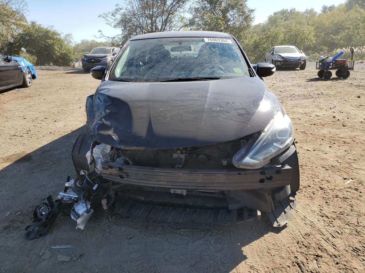 2017 Nissan Sentra VIN 3N1AB7AP9HY311496 Copart auction photo, front end damage thumbnail 5