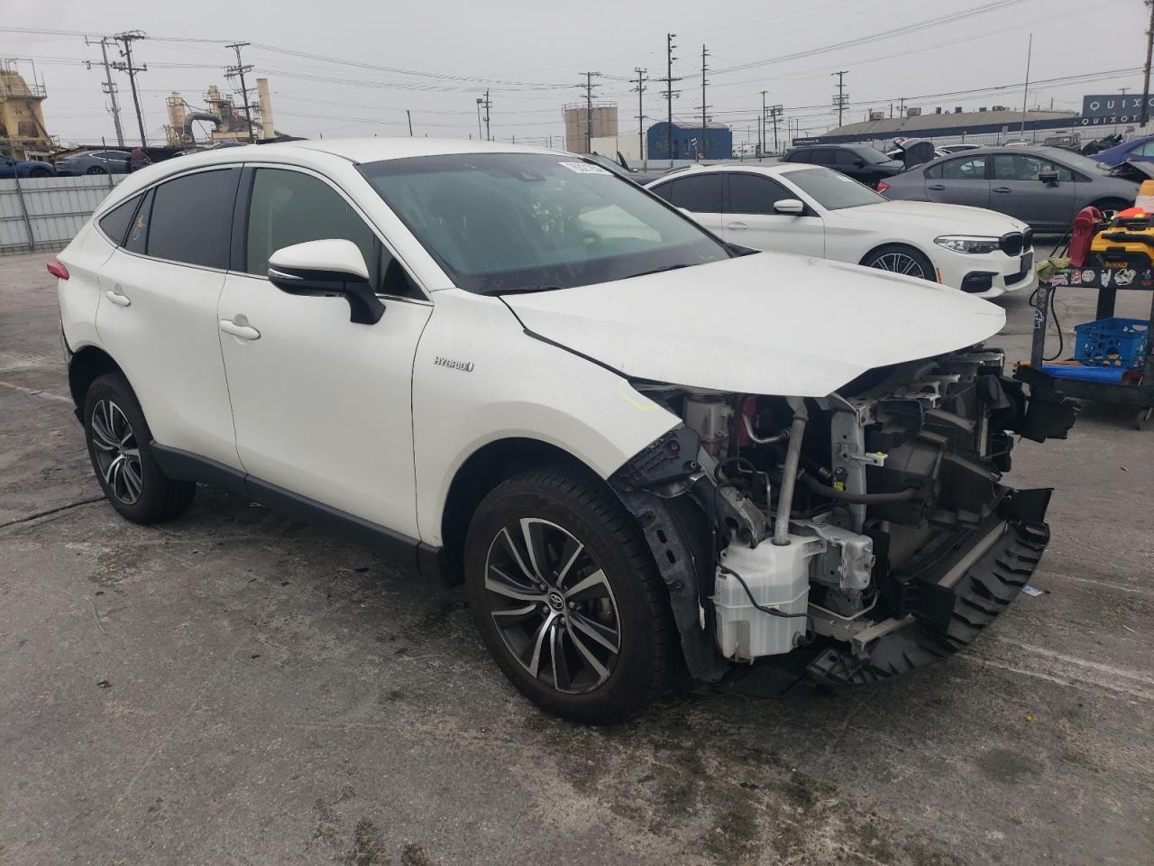 2021 Toyota Venza VIN JTEAAAAH5MJ072299 Copart auction photo, front end / rear end damage thumbnail 4