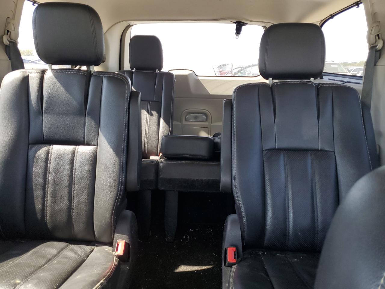 2015 Chrysler Town & Country VIN 2C4RC1CG8FR753495 Copart auction photo, water/flood damage thumbnail 10