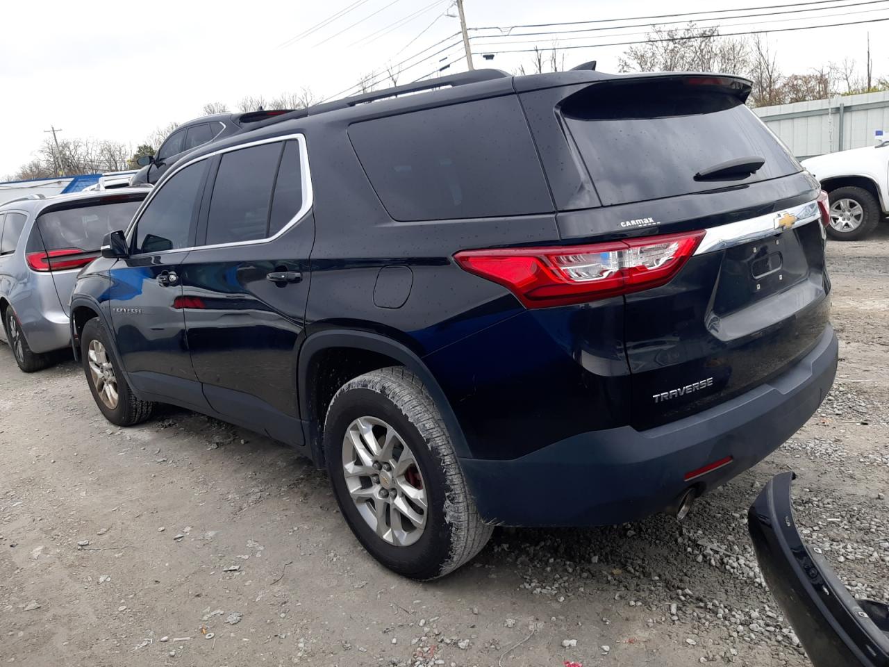 2019 Chevrolet Traverse VIN 1GNERGKW1KJ298021 Copart auction photo, front end damage thumbnail 2