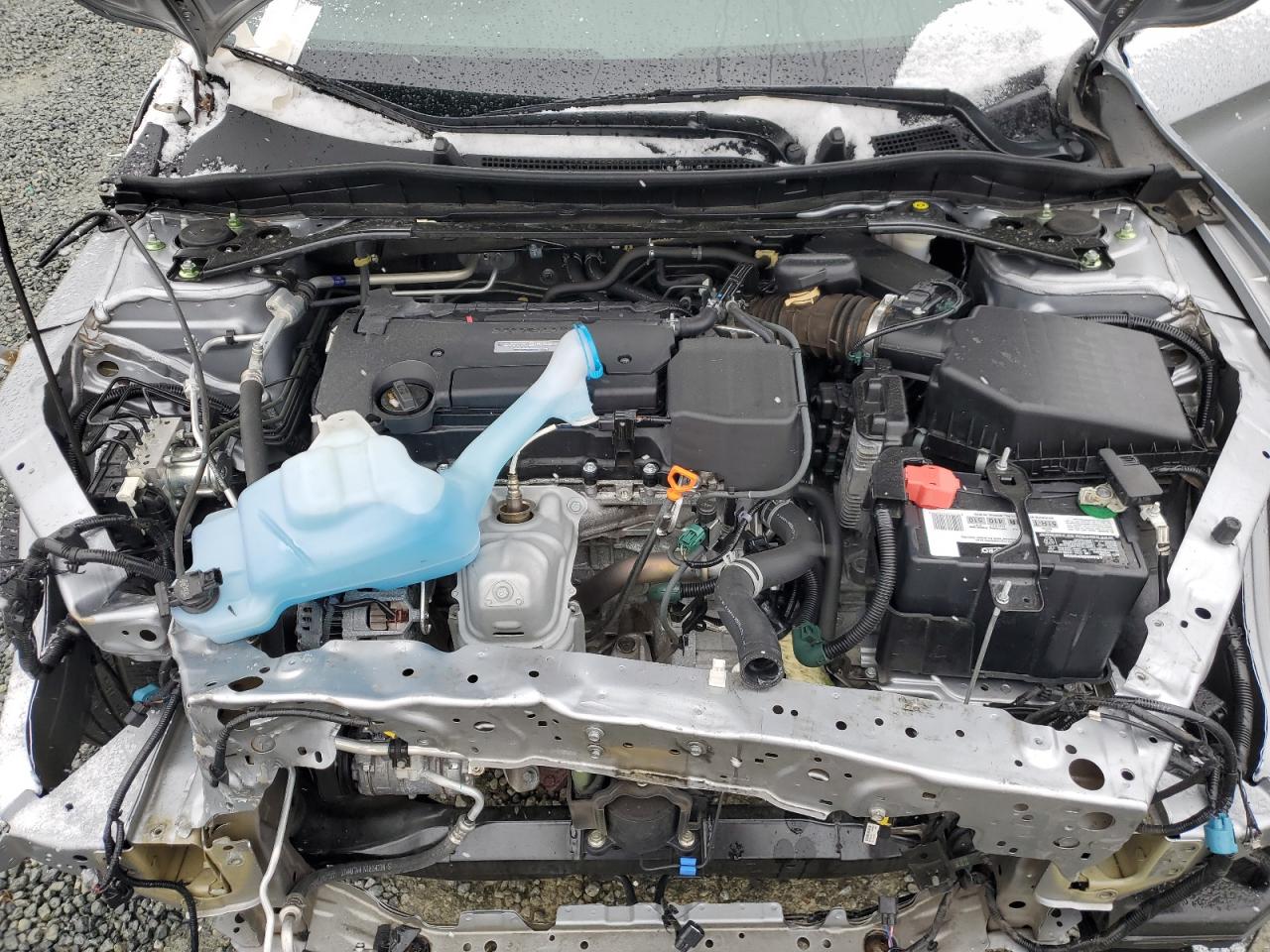 2017 Honda Accord VIN 1HGCR2F10HA099165 Copart auction photo, front end / side damage thumbnail 11