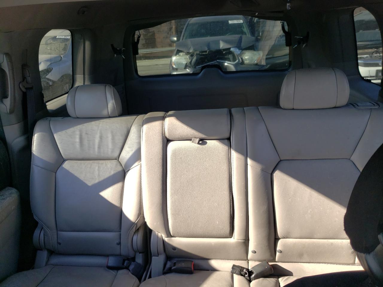 2011 Honda Pilot VIN 5FNYF4H59BB058797 Copart auction photo, burn - engine / burn - interior damage thumbnail 10