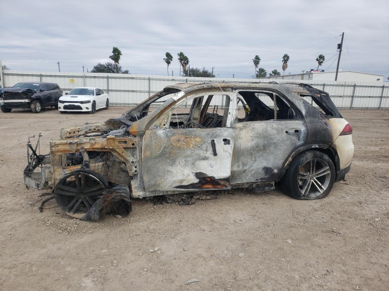 2022 Mercedes-Benz GLE VIN 4JGFB4JB4NA584511 Copart auction photo, burn / all over damage thumbnail 10
