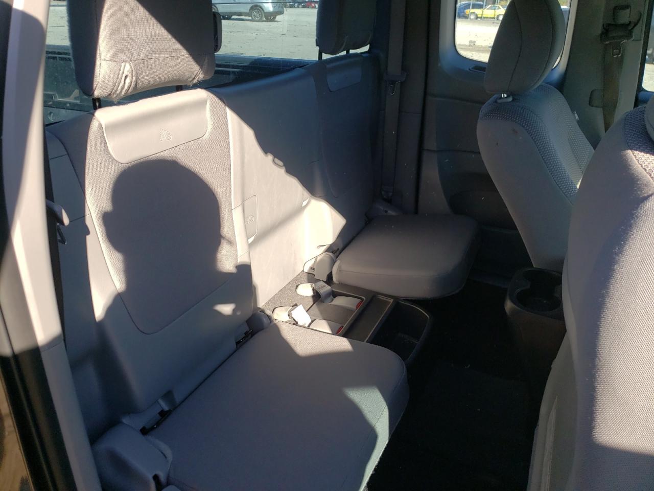 2015 Toyota Tacoma VIN 5TFTX4CN5FX048214 Copart auction photo, rear end / side damage thumbnail 10