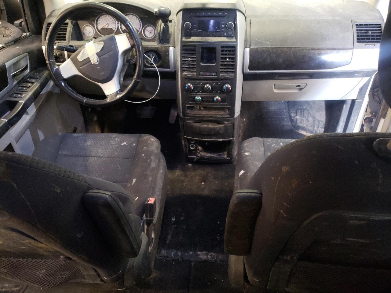 2010 Dodge Caravan VIN 2D4RN5D1XAR210544 Copart auction photo, side / front end damage thumbnail 8