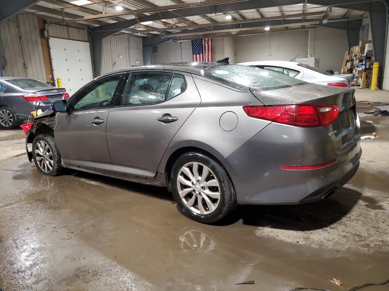 2015 KIA Optima VIN 5XXGN4A70FG437281 Copart auction photo, front end / side damage thumbnail 2