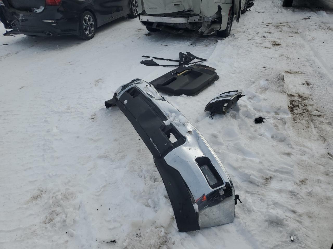 2014 Chevrolet Silverado VIN 3GCUKREC6EG406368 Copart auction photo, front end damage thumbnail 12