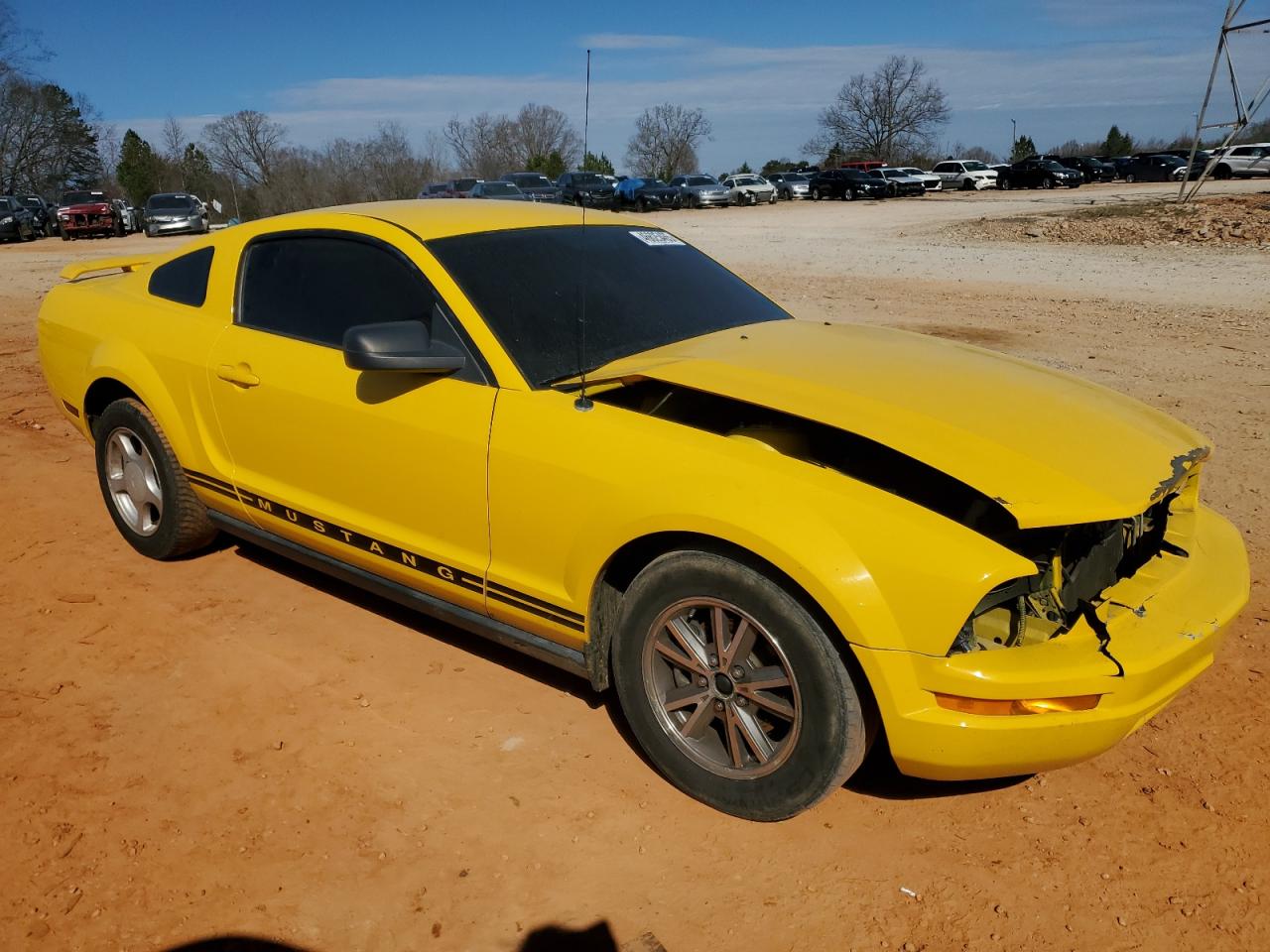 2005 Ford Mustang VIN 1ZVFT80N955246693 Copart auction photo, front end damage thumbnail 4