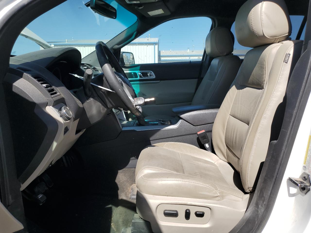 2013 Ford Explorer VIN 1FM5K8D83DGC80116 Copart auction photo, front end / minor dent/scratches damage thumbnail 7