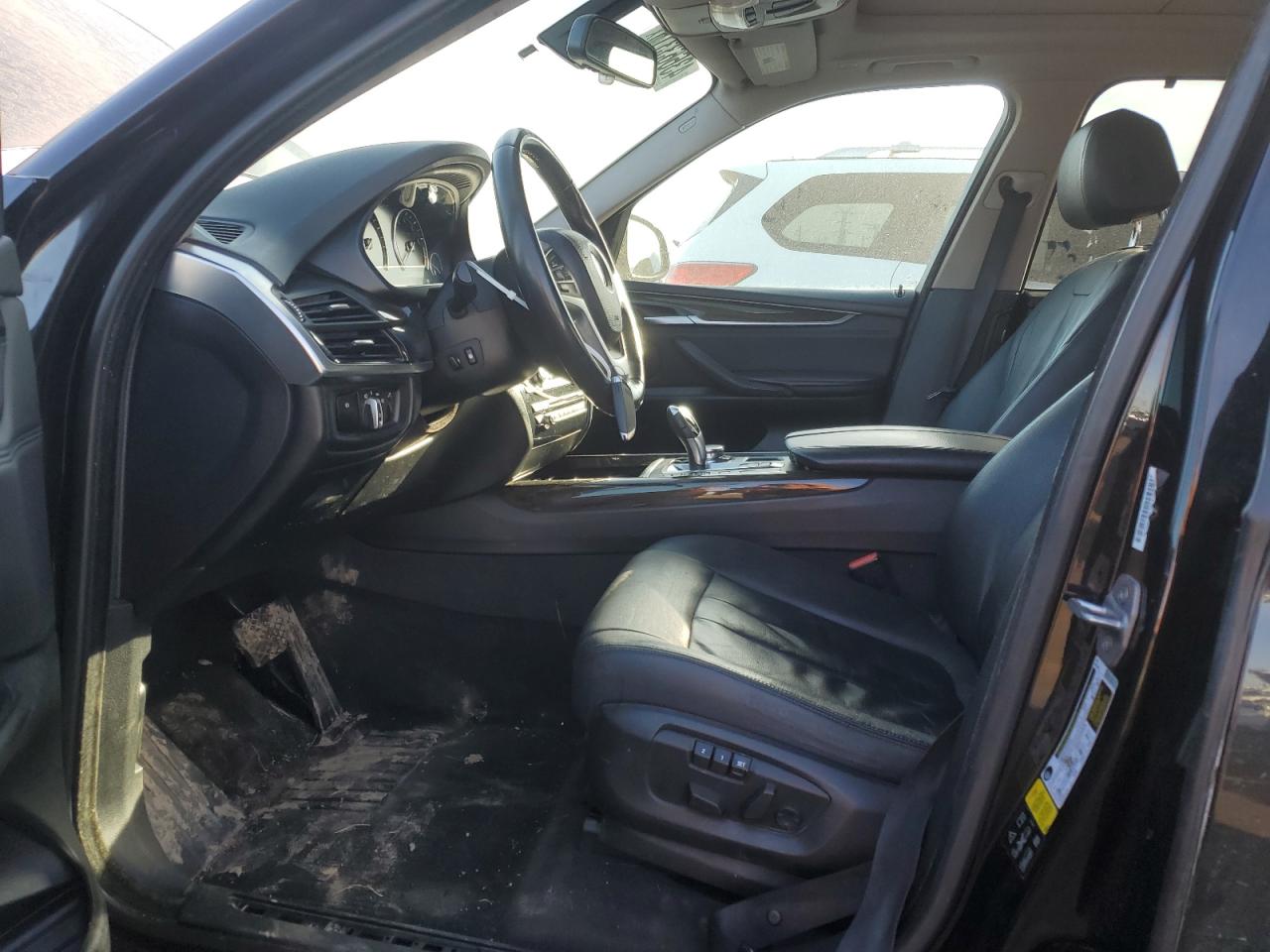 2015 BMW X5 VIN 5UXKR0C5XF0P16692 Copart auction photo, front end / minor dent/scratches damage thumbnail 7