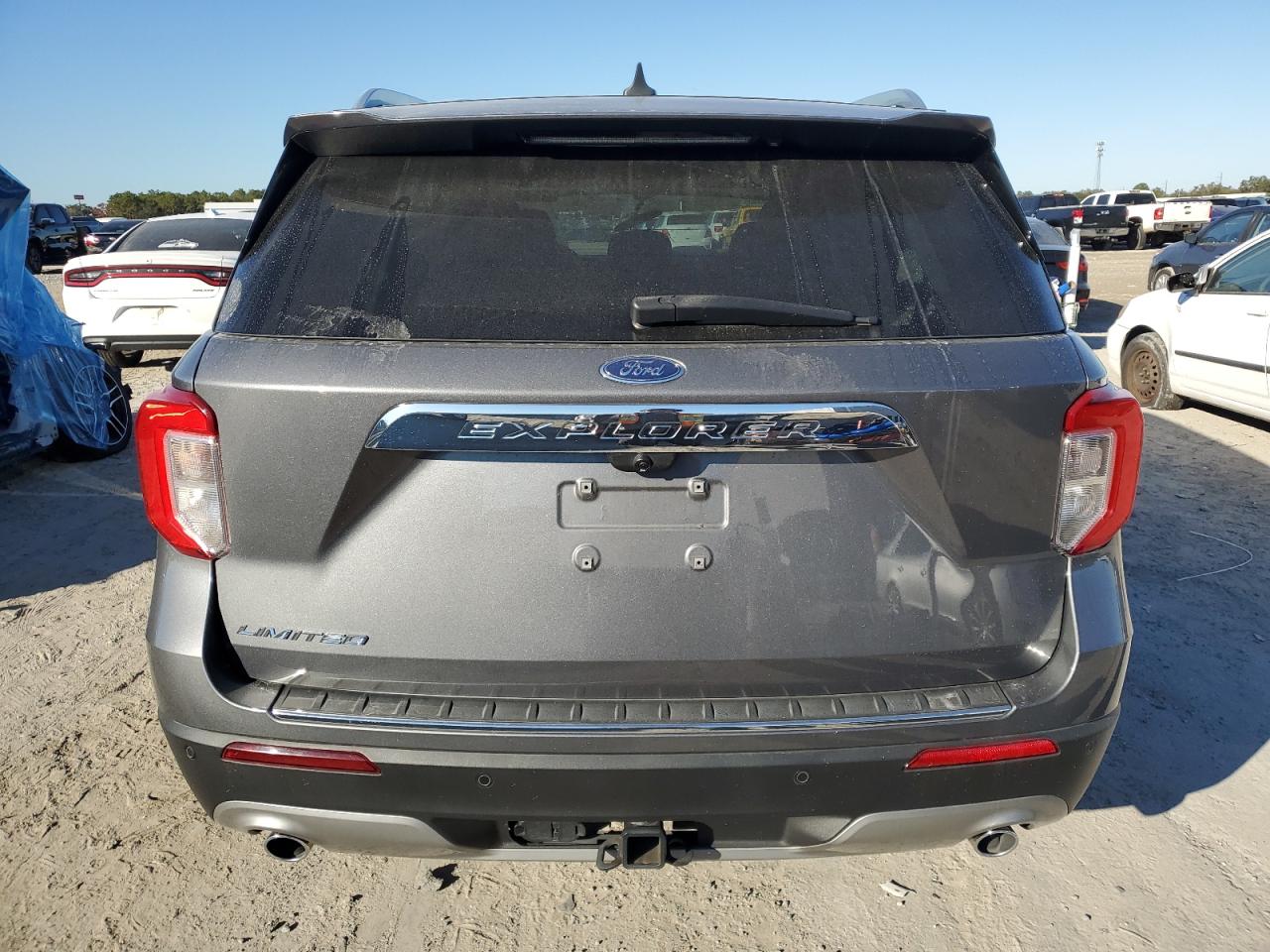 2022 Ford Explorer VIN 1FMSK7FH0NGA83450 Copart auction photo, front end damage thumbnail 6