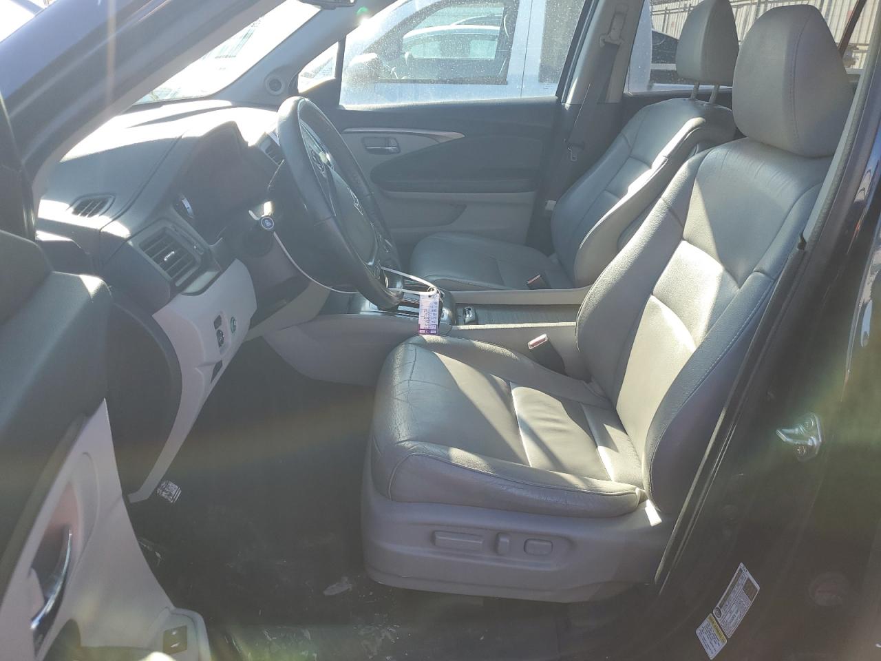 2016 Honda Pilot VIN 5FNYF6H50GB067228 Copart auction photo, all over damage thumbnail 7