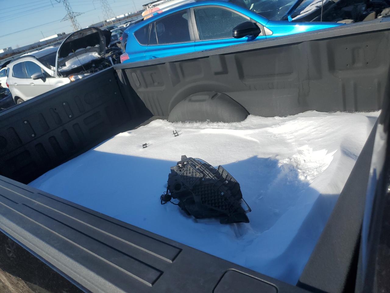 2019 Ford F-150 VIN 1FTMF1CB2KKD36405 Copart auction photo, front end / minor dent/scratches damage thumbnail 10