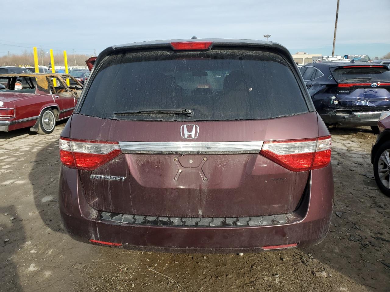 2011 Honda Odyssey VIN 5FNRL5H6XBB016537 Copart auction photo, front end / minor dent/scratches damage thumbnail 6
