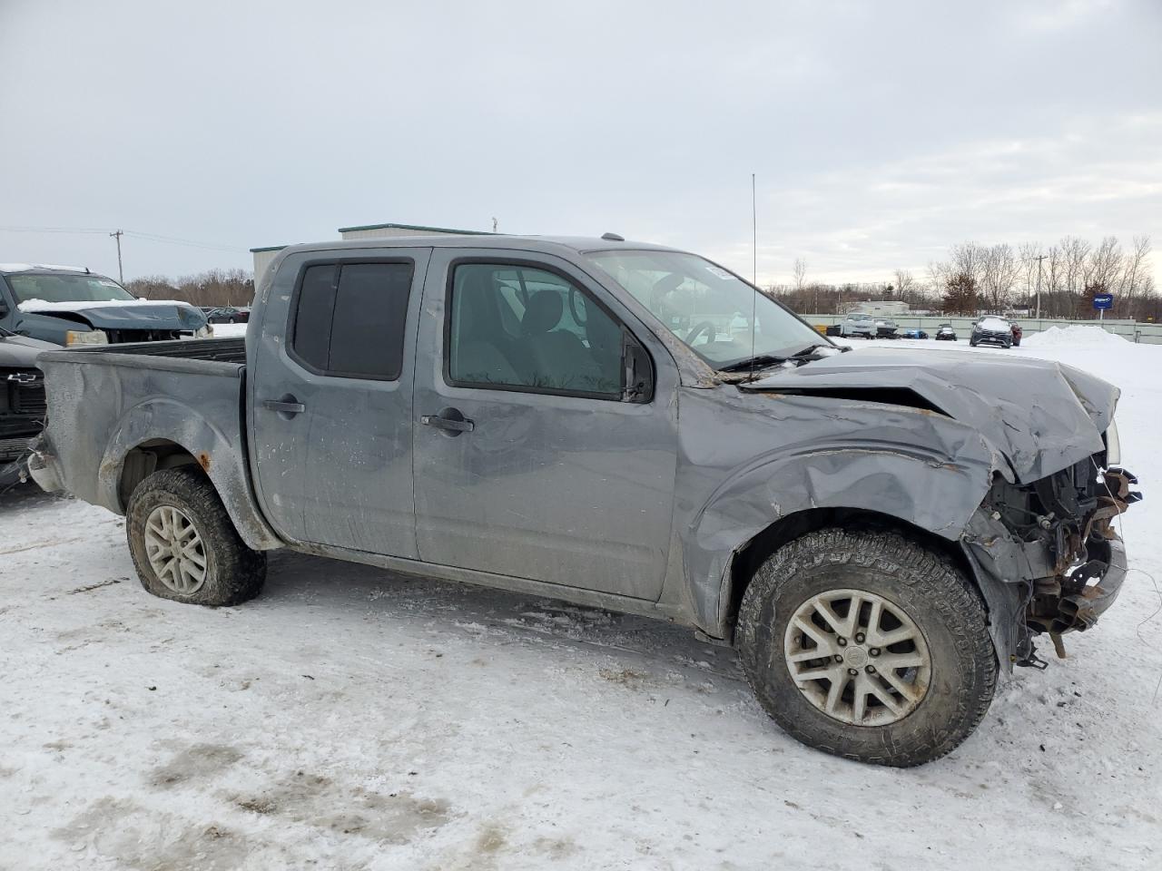 2016 Nissan Navara (Frontier) VIN 1N6AD0EV3GN706550 Copart auction photo, all over damage thumbnail 4