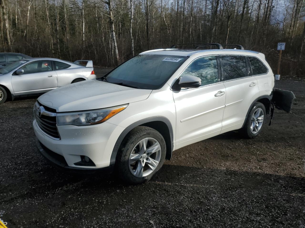 2015 Toyota Highlander VIN 5TDDKRFH6FS194326